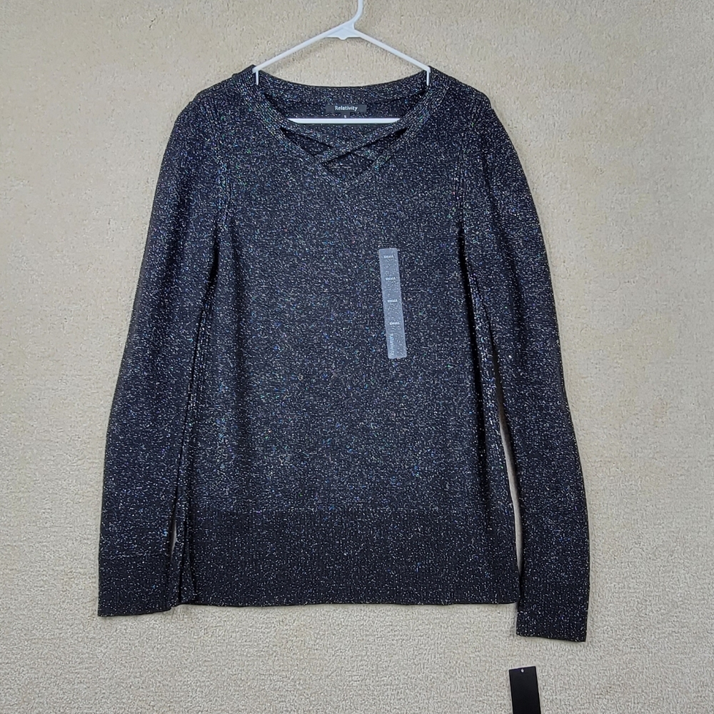 Relativity Women's Sweater Size S - NWT